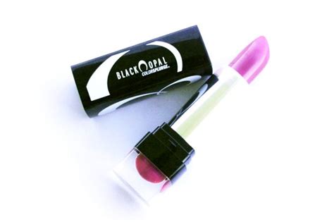 6 Bloggers, 1 Lipstick, Black Opal Jazzberry - The Glamorous Gleam