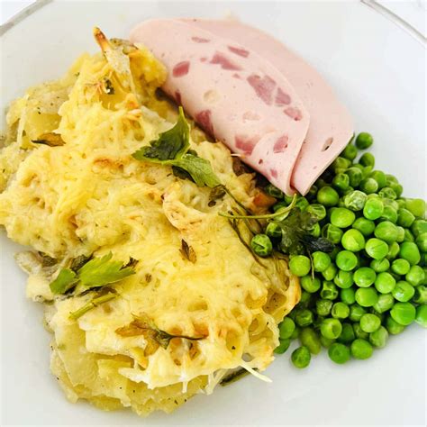 Easy Gratin Dauphinois (French recipe)