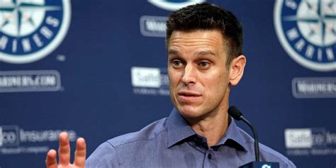 Jerry Dipoto: Mariners won't do teardown : baseball