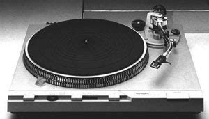 Technics SL-D3 - Manual - Direct-Drive Fully-Automatic Turntable - Vinyl Engine