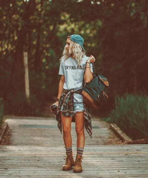 Pin by Liza Chase on Spring and Summer Outfits to Try | Cute hiking outfit, Summer camping ...