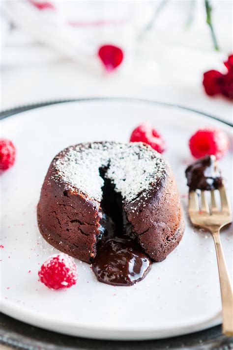 Molten Chocolate Cake (Chocolate Lava Cake!) - Aberdeen's Kitchen