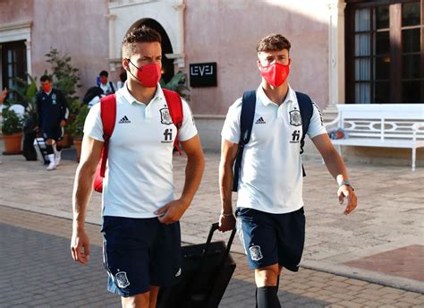 La Roja arrive in Japan for the Olympic Games - Football España