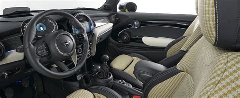 The Manual Transmission Returns to the 2023 MINI Cooper and JCW ...