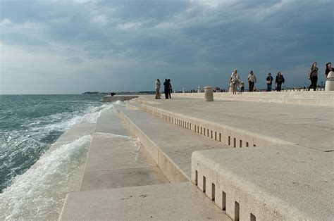 Radio LoungeFMDie Meeresorgel in Zadar nutzt das Wasser um ...