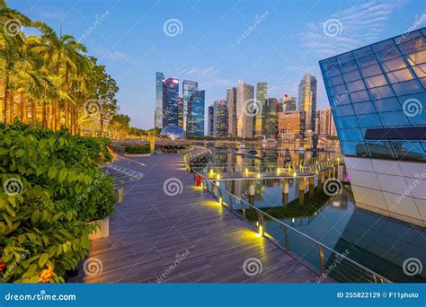 Downtown City Skyline at the Marina Bay, Cityscape of Singapore Editorial Stock Image - Image of ...