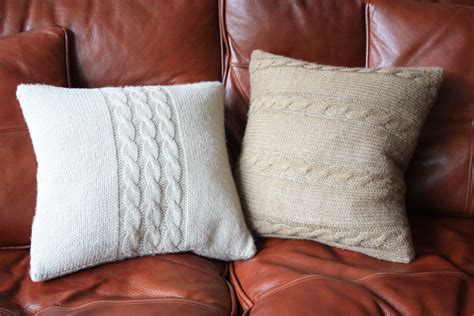 Nati's Little Things: Knitted cushion covers