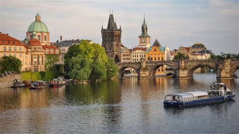 Vltava River and Charles Bridge - backiee