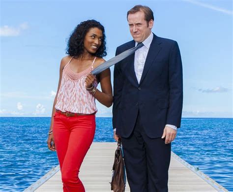 Death in Paradise: Ben Miller opens up bizarre death scene ‘Doesn’t ...