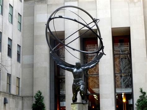 Photo-ops: Art Deco: Atlas Statue - Rockefeller Center, New York, NY