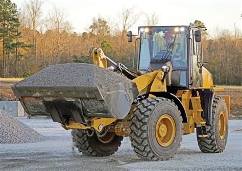 Loader Showdown: Small Articulated Loaders vs. Traditional Compact Wheel Loaders | Compact ...