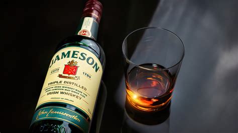 15 Irish Whiskey Brands, Ranked Worst To Best