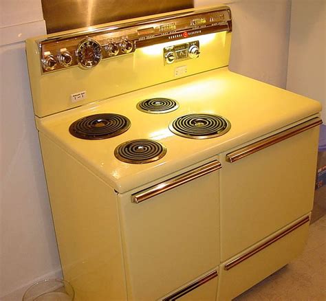 145 best APPLIANCES images on Pinterest | Vintage kitchen ...