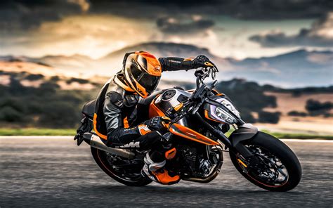 2018 KTM Duke 790 | Top Speed