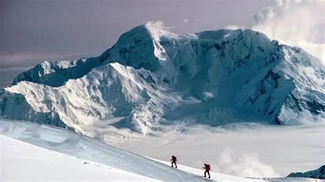 Parks Canada sets new rules for climbing Canada’s highest peak, Mount ...