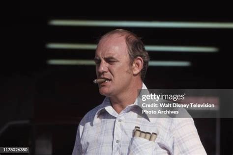 Benny Parsons 1975 Photos and Premium High Res Pictures - Getty Images