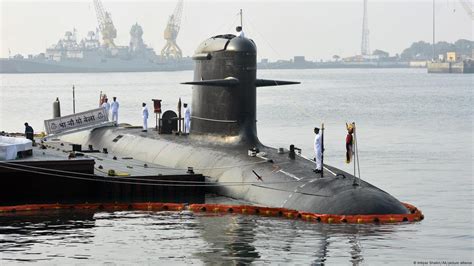 India test-fires missile from nuclear submarine – DW – 10/15/2022