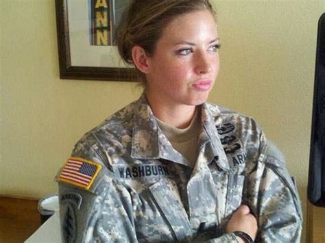 Rachel Washburn, From NFL Cheerleader to US Military (13 pics)