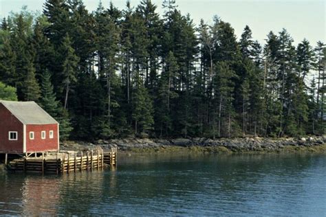 The 17 Best Maine Cabins And Cottages To Rent In 2024