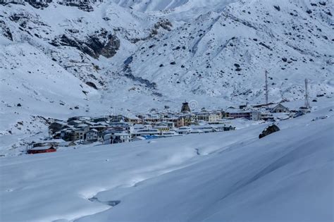 Kedarnath Temple Trek Covered with Snow in Himalaya. Stock Photo - Image of outdoor, hinduism ...