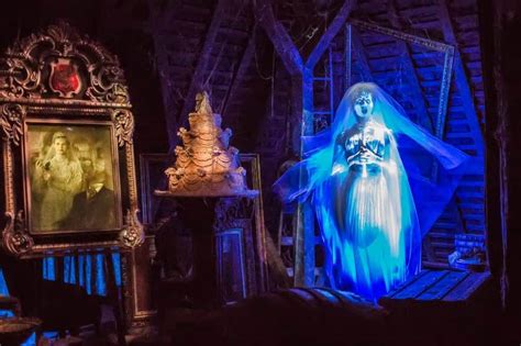 Did Disney Just Confirm Years-Long Ghost Host Haunted Mansion Theory ...