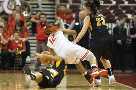 Ohio State women's basketball team gets first taste of defeat - Land ...