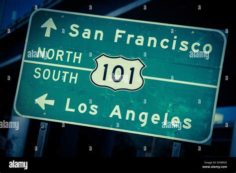 101 freeway sign hi-res stock photography and images - Alamy