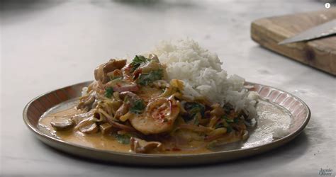 Vegetarische stroganoff van Jamie Oliver maken? Dat doe je zo! (video)