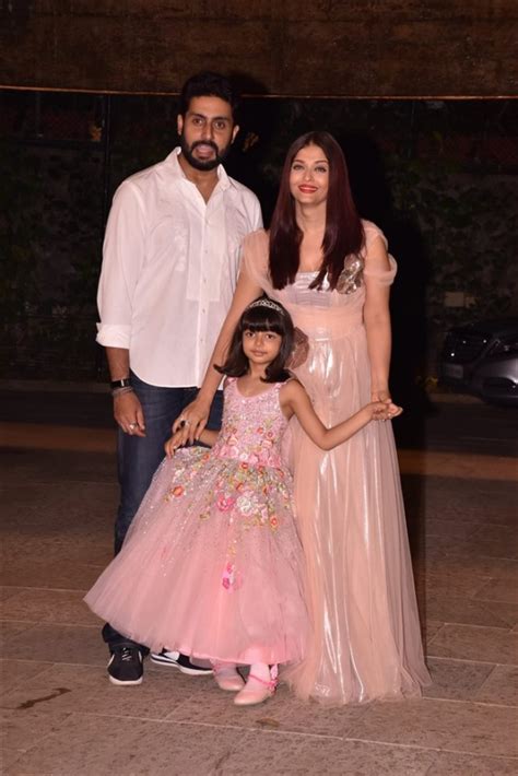 Aradhya Bachchan Birthday Celebration 2017 Photos - FilmiBeat