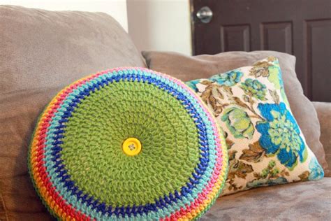 !!!IMPORTANT!!! All content has been moved to MAMACHEE.COM: Easy Striped (16") Round Pillow ...