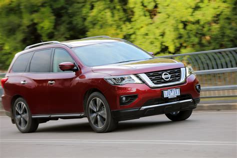 2017 Nissan Pathfinder review | CarAdvice