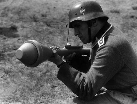 Panzerfaust 3: Germany's Modern Tank-Piercing Grenade Launcher | The Vintage News