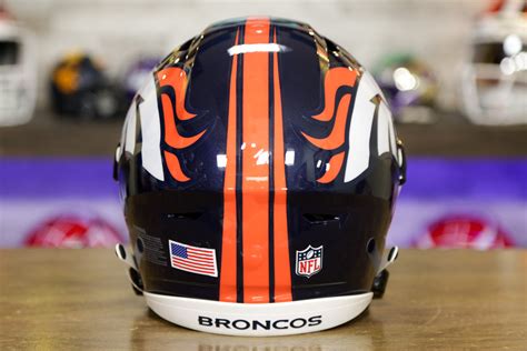 Denver Broncos Riddell SpeedFlex Helmet – Green Gridiron, Inc.