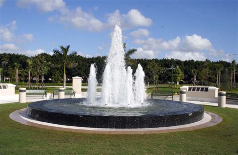 Hall Fountains » Architectural Fountains » Weston Library Center ...