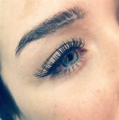 Volume Lashes