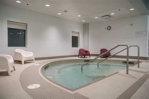 Thornhill Aquatic & Recreation Centre - 6715 Centre St NW, Calgary, AB ...