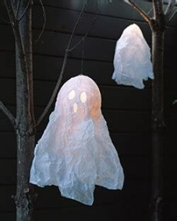 Floating Papier Mache Ghosts | Fun Family Crafts