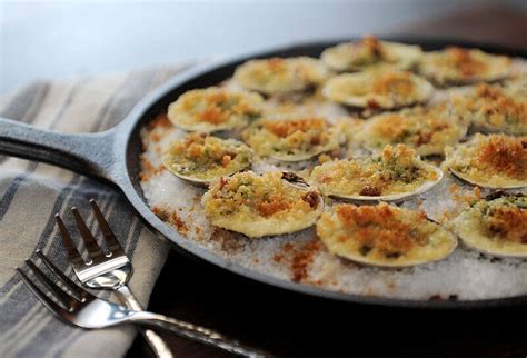 Oven-roasted Clams | Recipes | Kalamazoo Outdoor Gourmet