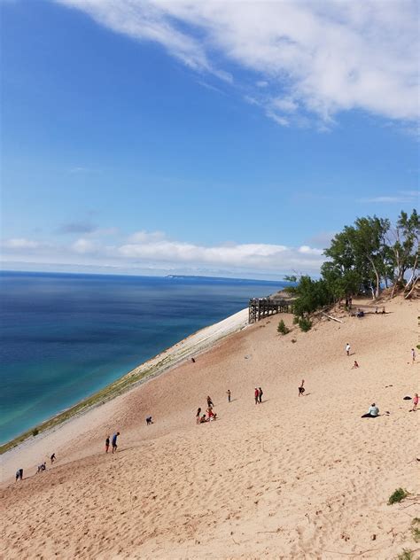 Somewhere in Sleeping Bear Dunes. : r/Michigan