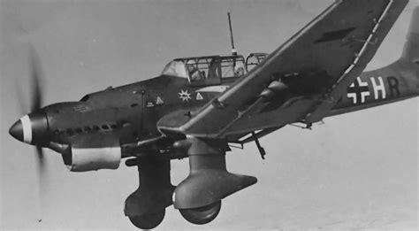 Why Did Germans Use The Loud Howl Of The Ju-87 Stuka Siren - World War Wings