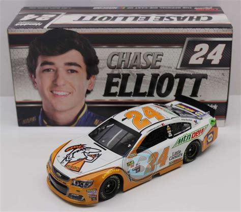 Chase Elliott 2017 Mountain Dew / Little Caesars 1:24 Nascar Diecast