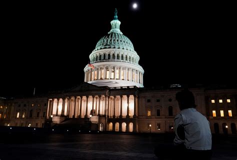 Biden, McCarthy reach tentative US debt ceiling deal