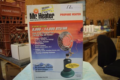 Lot - Mr. Heater Propane Heater