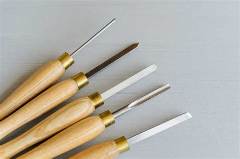 Best Lathe Tools: A Complete Buying Guide - Woodturning Tips