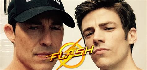 The Flash Cast Returns To Work In Behind-The-Scenes Photos