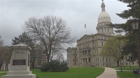 Michigan Legislature sworn in, multiple historic firsts elected ...