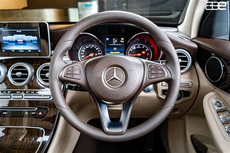 Pre Owned Mercedes-Benz GLC-300 4-MATIC