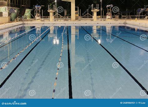 2 Sept 2013 the Last Day of Victoria Park Swimming Pool Complex Editorial Photo - Image of last ...