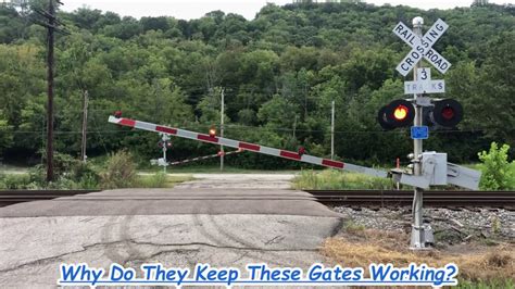 Abandoned Railroad Crossing Still Working! Why? 3 Track Crossing To Nowhere, CSX & CIND ...