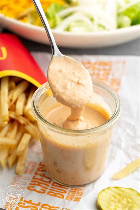 Homemade Big Mac Sauce Recipe: Authentic Thousand Island Twist